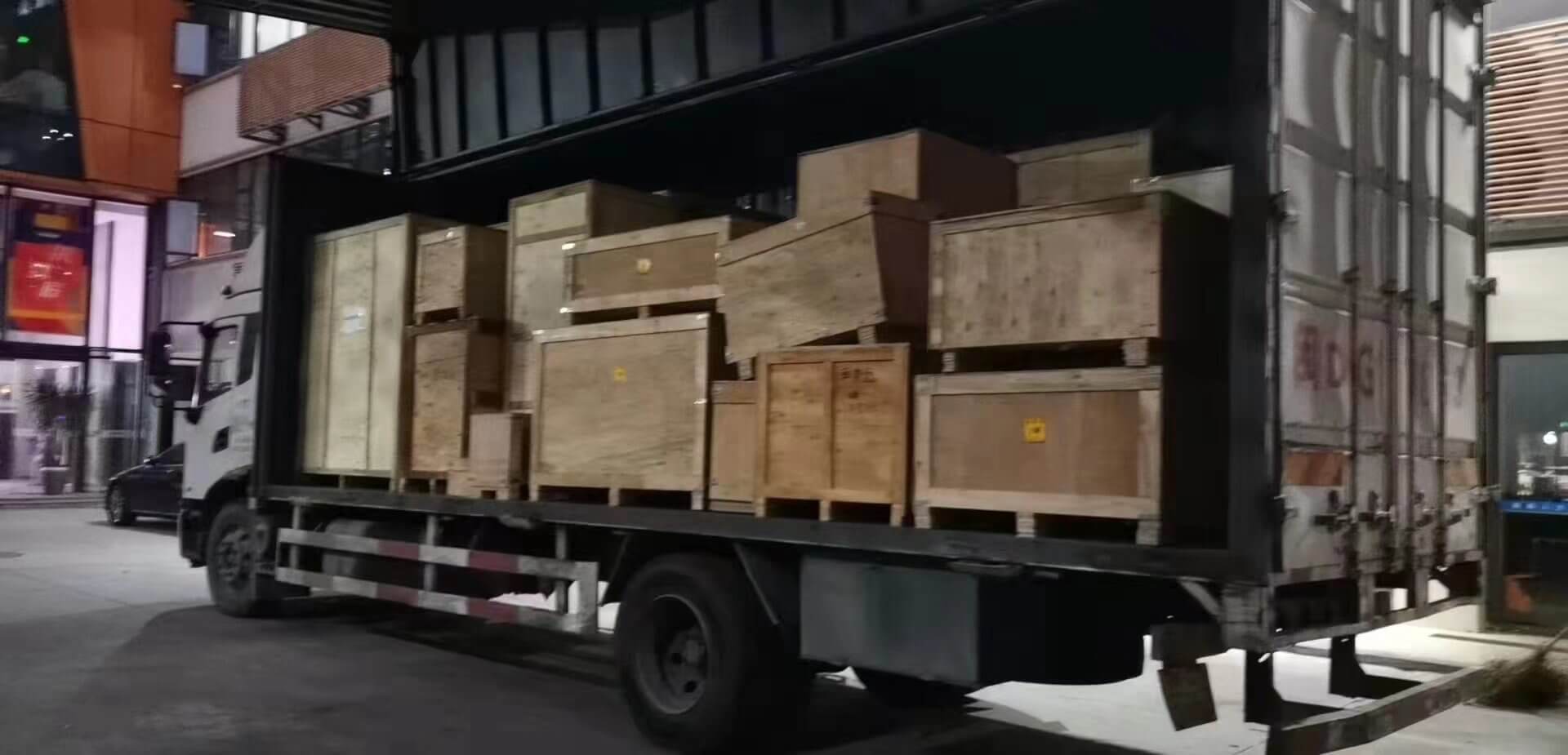 iki konteyner poşet hücre makinesi ABD'ye gönderiliyor